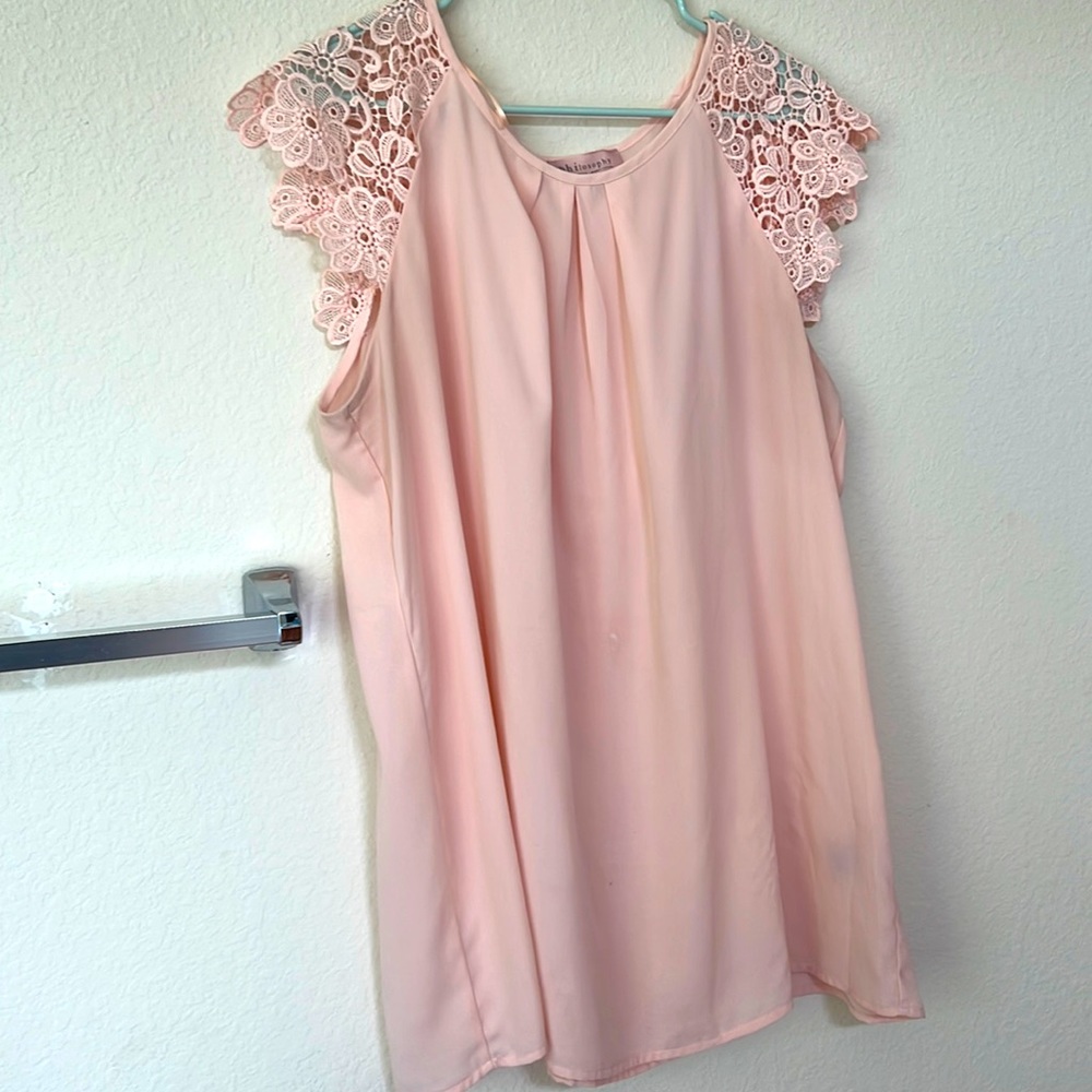 Pink lace sleeved blouse